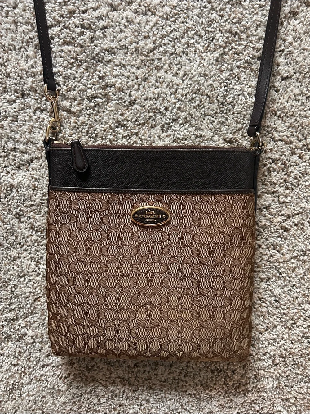 Coach crossbody signature